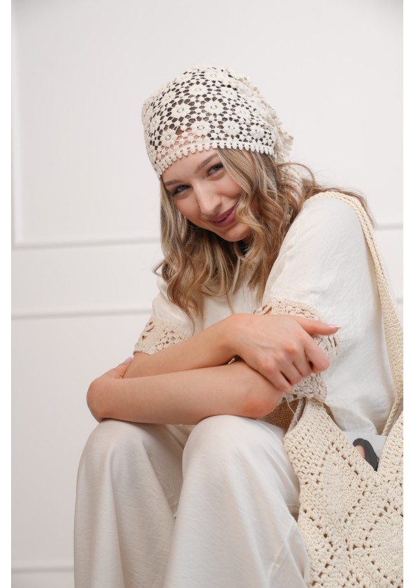 AŻUROWA CHUSTA DAMSKA W STYLU BOHO