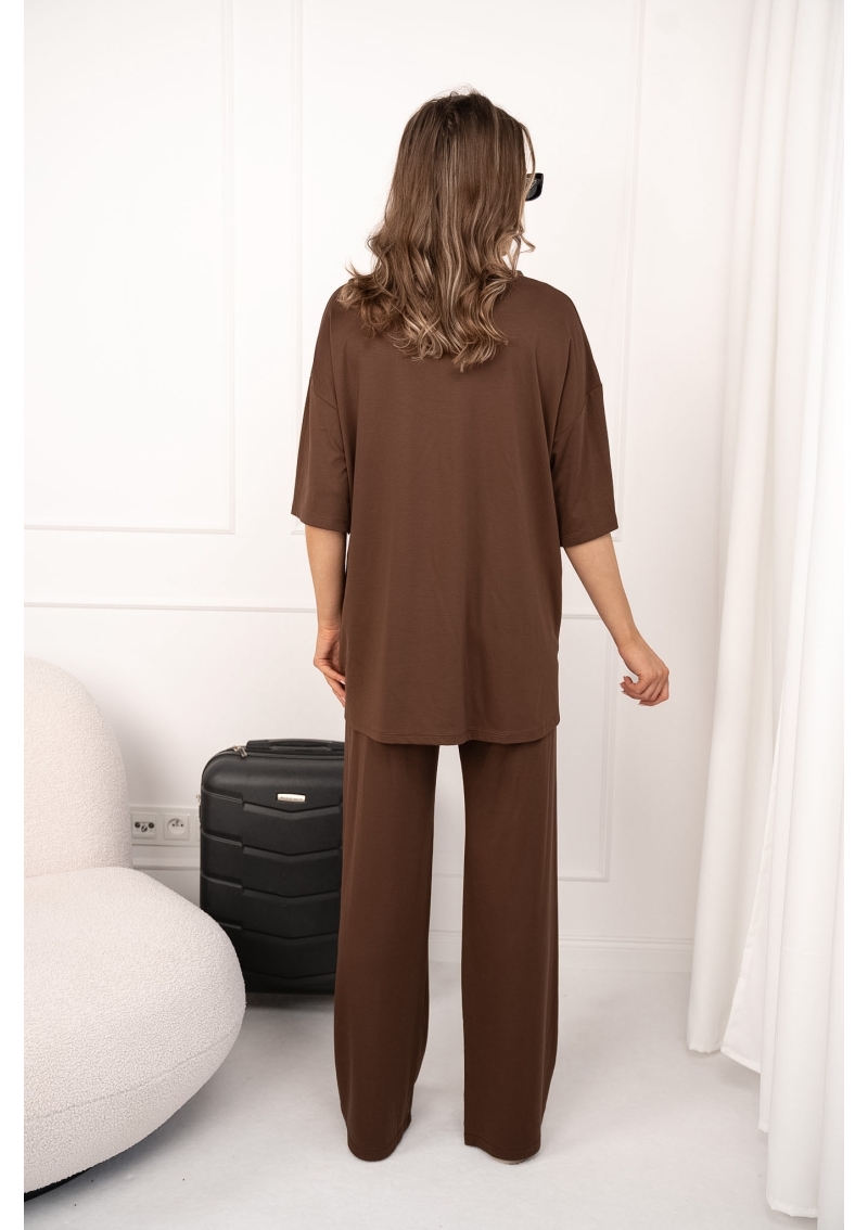 KOMPLET DAMSKI OVERSIZE ZE SZEROKĄ NOGAWKĄ – RUNWAY