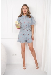 KOMBINEZON JEANSOWY W WIŚNIE Z KRÓTKIM RĘKAWEM OH MY CHERRY