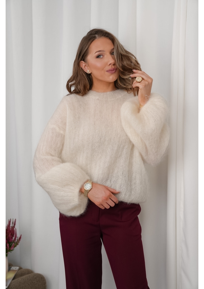 SWETER MOHEROWY Z EFEKTOWNYMI RĘKAWAMI MAELLA