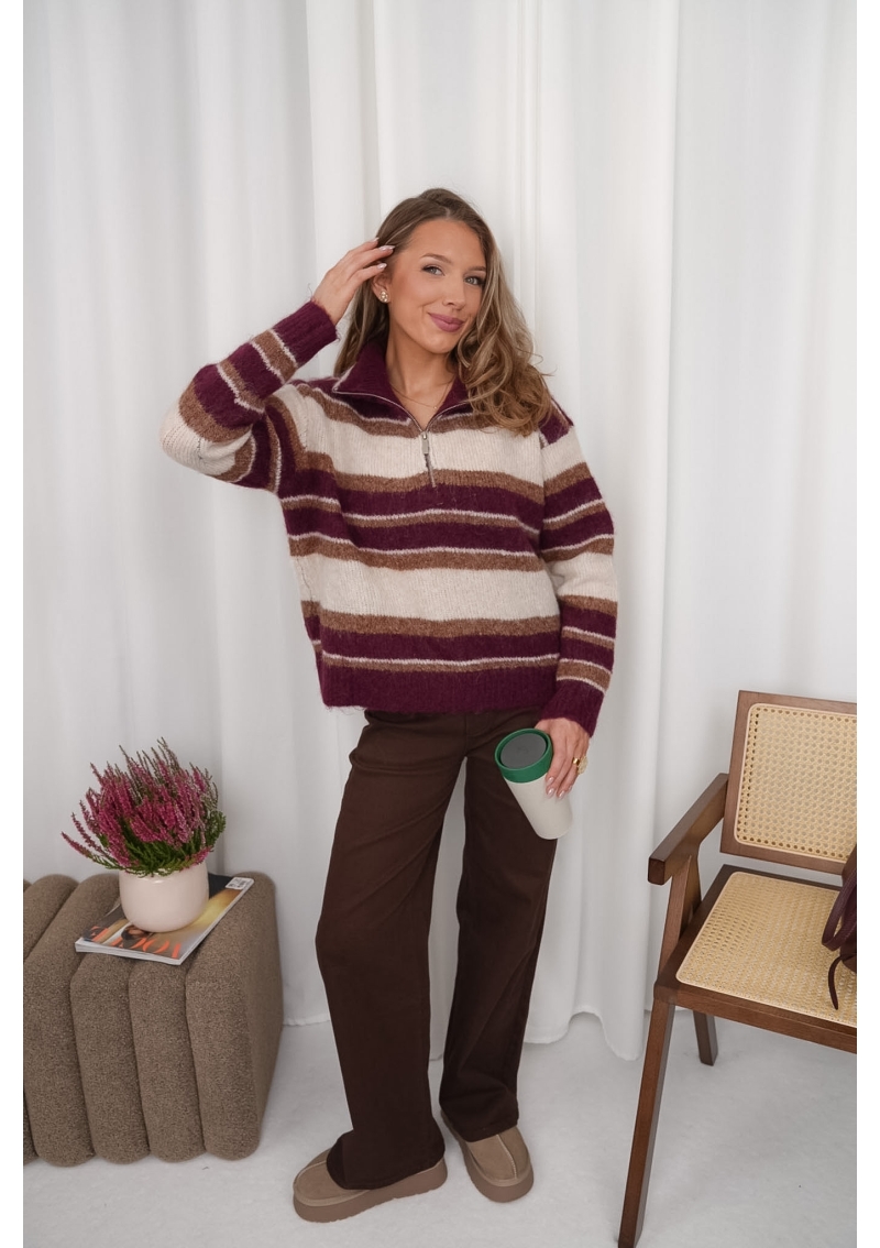 SWETER  Z WEŁNĄ W PASY Z ZAMKIEM BERRY LATTE
